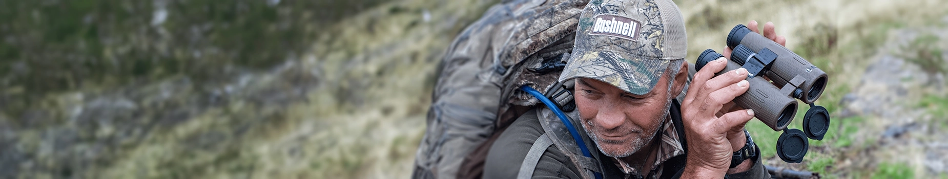 ハイグレード双眼鏡 フォージ